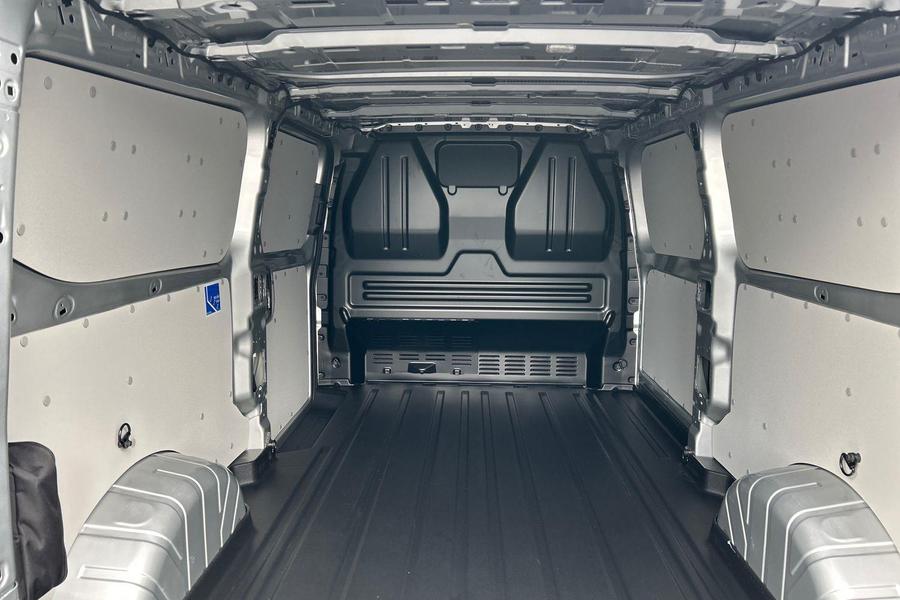 Ford TRANSIT CUSTOM Photo 521becd7-47c3-43a6-a094-d318dd81e69f.jpg