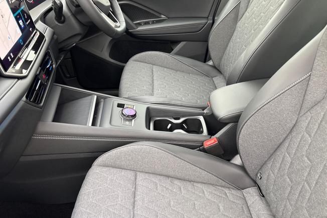 VOLKSWAGEN Tayron Photo 21