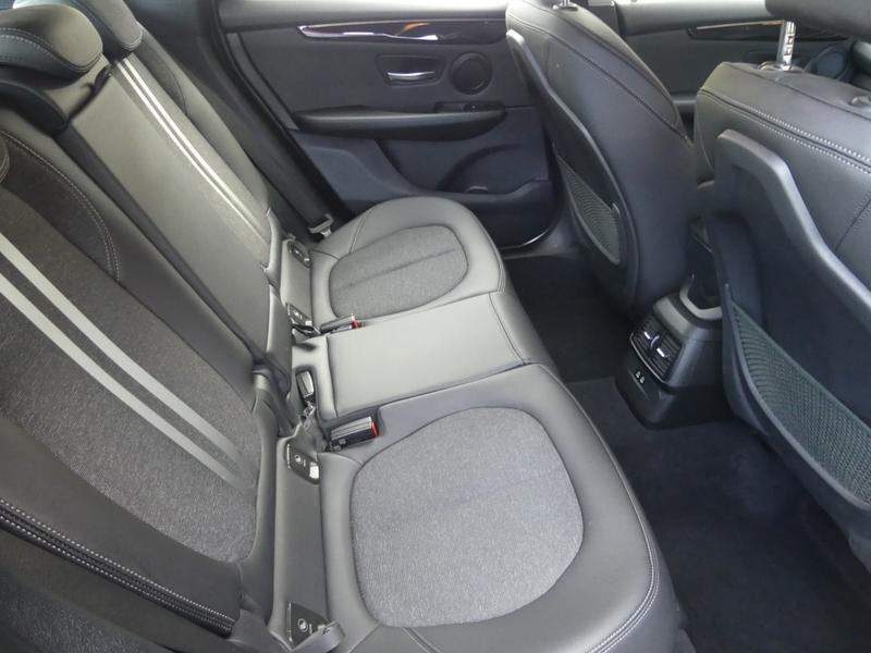 BMW 2 Series Active Tourer Photo 5228b623-ea16-4a92-b354-410a0d262894.jpg