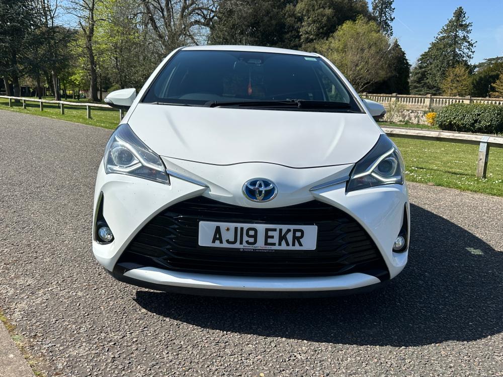 Used Toyota Yaris AJ19EKR 7