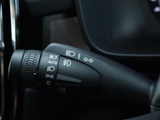 Volvo XC40 Photo 5254368b-3f35-4b29-aa76-578d92c5d5d3.jpg
