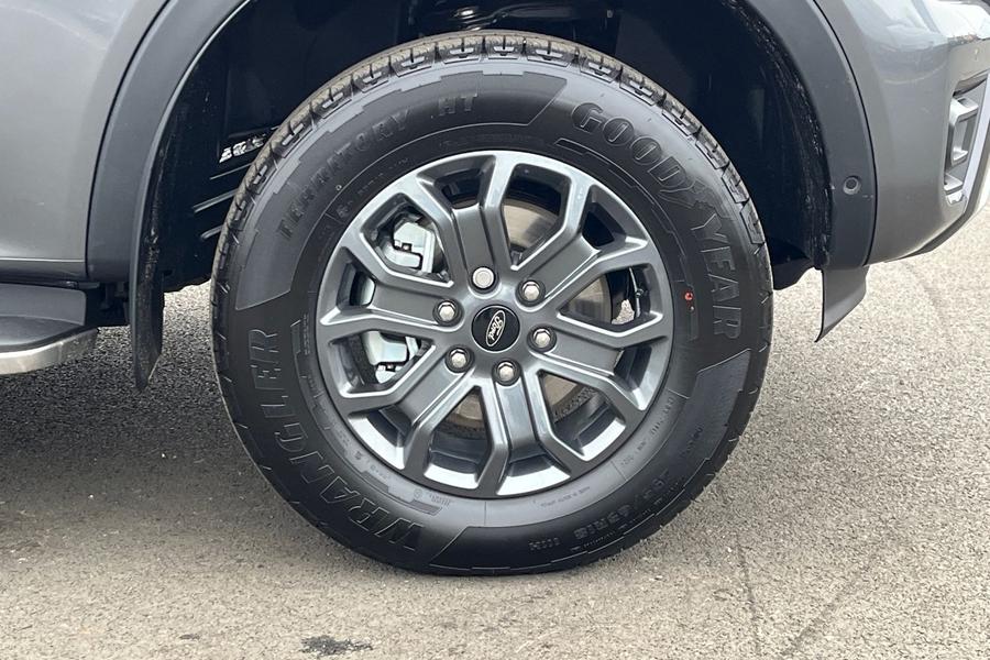 Ford RANGER Photo 525f9075-1fe9-4e7e-974a-5dd319aba1a7.jpg