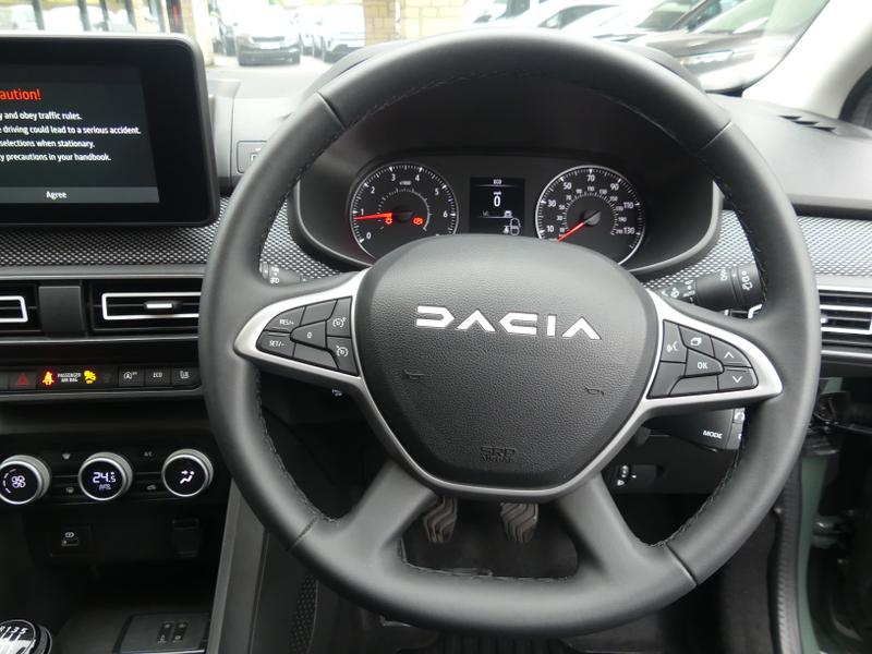 Dacia Jogger Photo 5265a5f3-c641-4fdd-86c4-400be8ccd96e.jpg