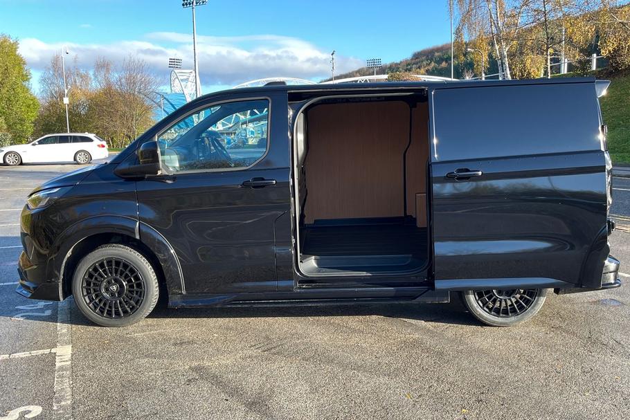 Used Ford TRANSIT CUSTOM PREDATORPHEV01 6
