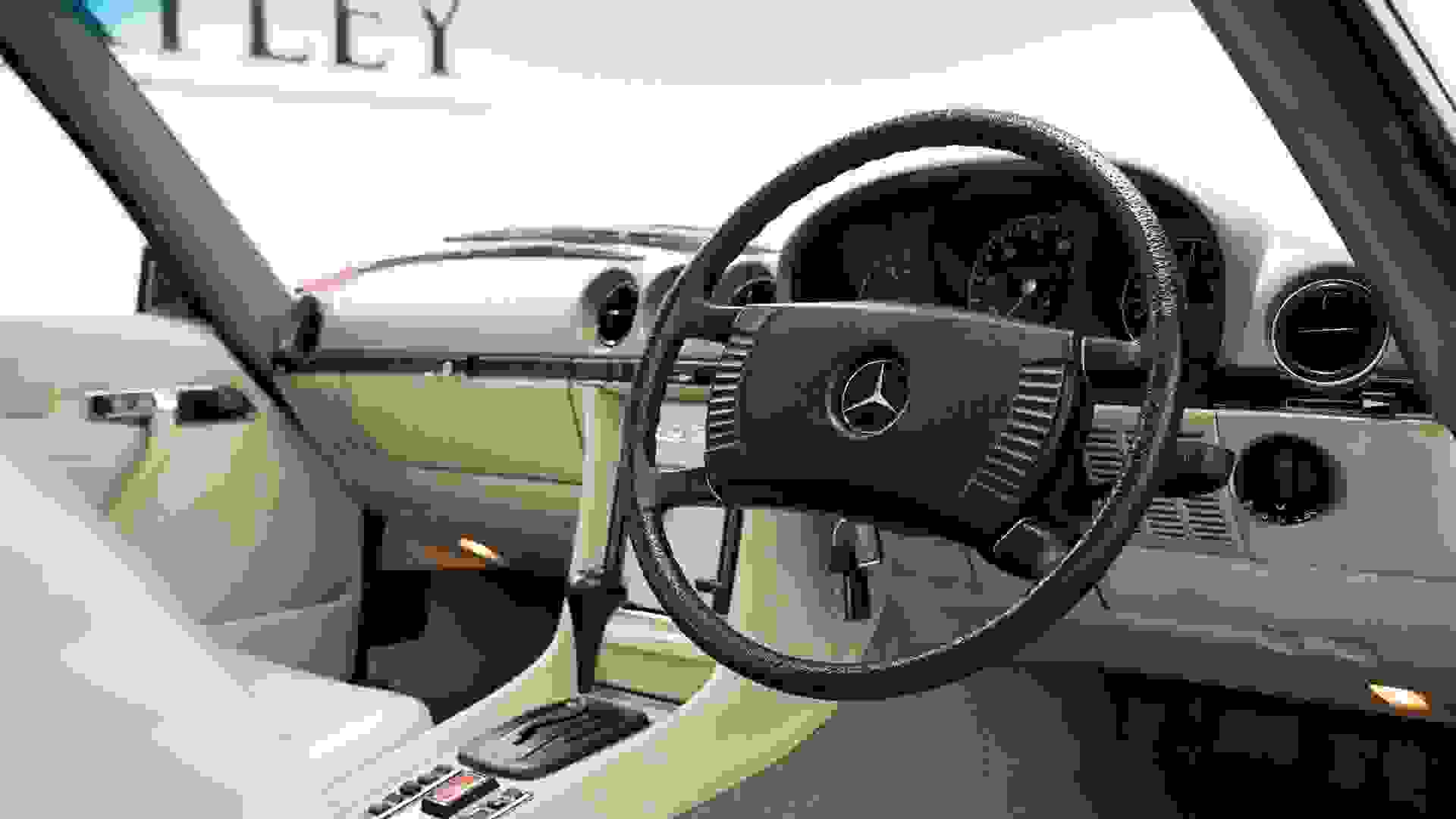 Mercedes-Benz 450 SLC Photo 529fd142-01fe-46b4-86e1-ce7153e54604.jpg