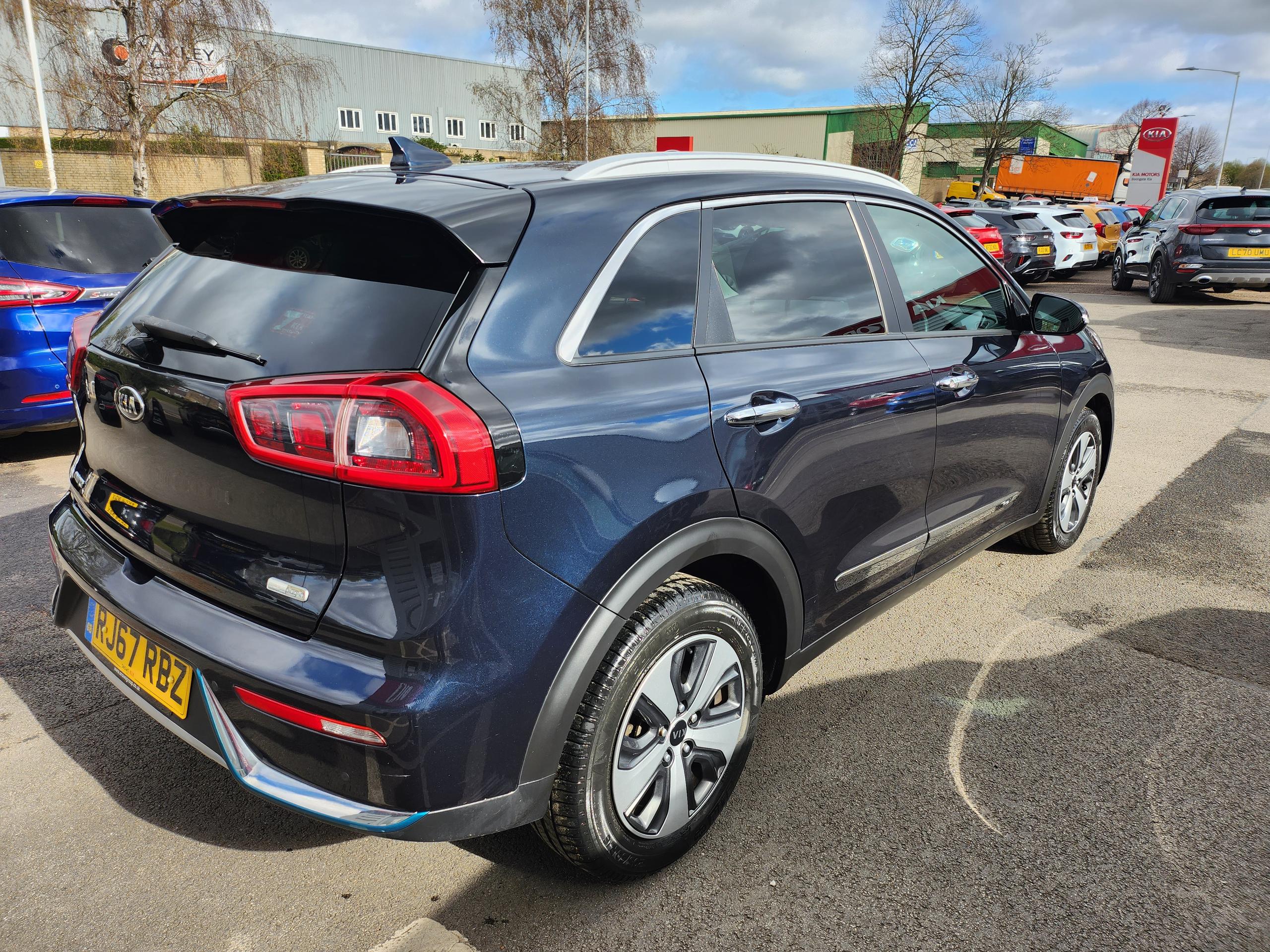 Kia niro deals gravity blue