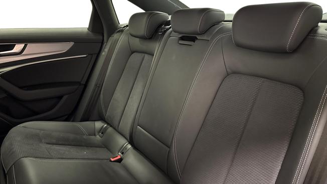 AUDI A6 Saloon Photo 7