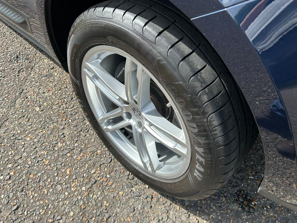 Used Porsche Macan RA71BBJ 48