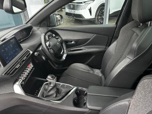 Peugeot 3008 Photo 52c2102a-b508-4105-b548-20ed531ac950.jpeg