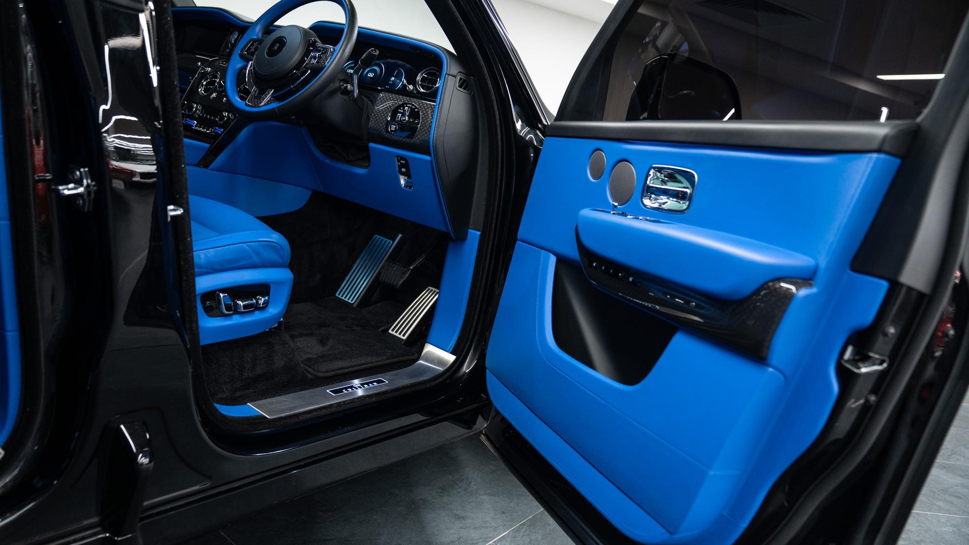 Rolls-Royce Cullinan Series II Photo 52cb5d8b-bf46-4b63-a867-7993fde747ef.jpg