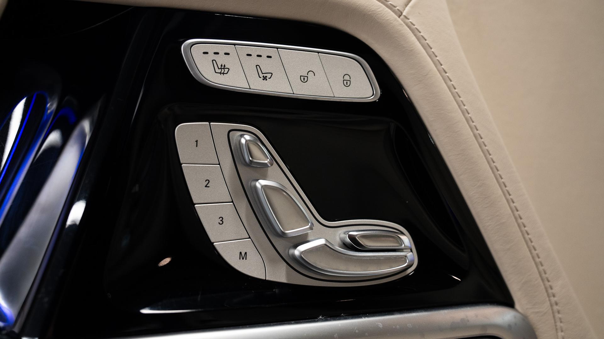 Mercedes-Benz G63 Photo 52f3be7e-a658-4680-b855-de54355443b9.jpg