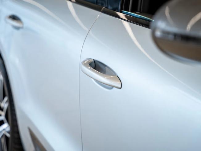 PORSCHE Macan Photo 5