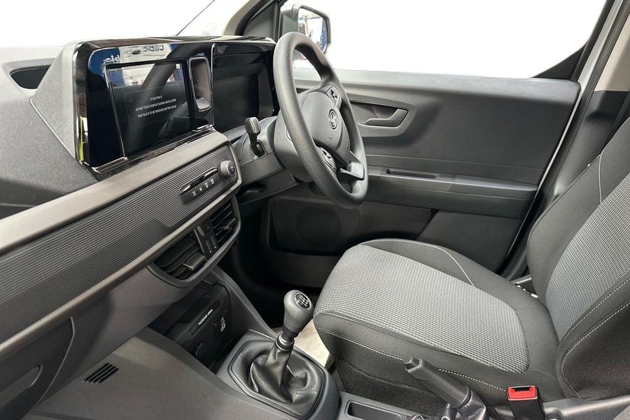 Ford TRANSIT COURIER Photo 5304a6aa-2d13-4763-9b63-c101a404a480.jpg