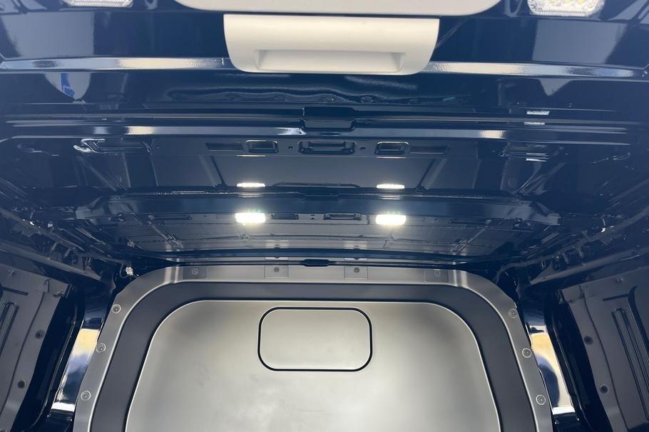 Used Ford TRANSIT CUSTOM L2DCIVSPORT1 9