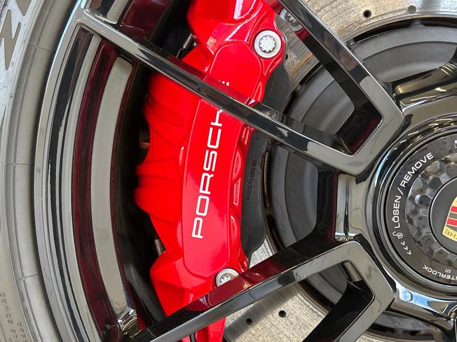 PORSCHE 911 Photo 46