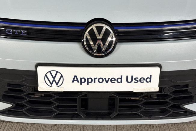 VOLKSWAGEN Golf Photo 39
