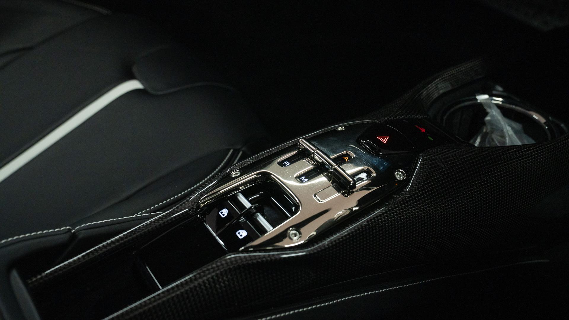 Ferrari SF90 Photo 5331b20e-121d-4d48-9095-66233ac205ed.jpg