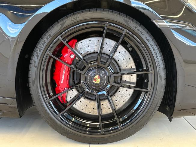 PORSCHE 911 Photo 25