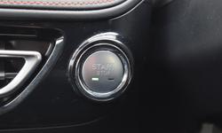 MG MOTOR UK HS Photo 25