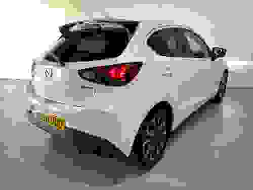 Mazda 2 Photo 533df60f-618c-41d8-b441-655eb6d09411.jpg