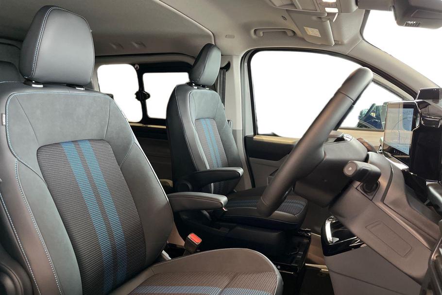 Used Ford TRANSIT CUSTOM L1DCIVSPORT3 11