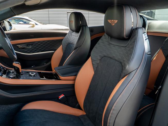 BENTLEY Continental GT Photo 23