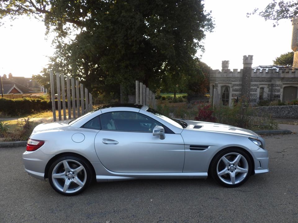 Mercedes-Benz SLK 2.0 SLK200 AMG Sport Convertible 2dr Petrol G-Tronic ...