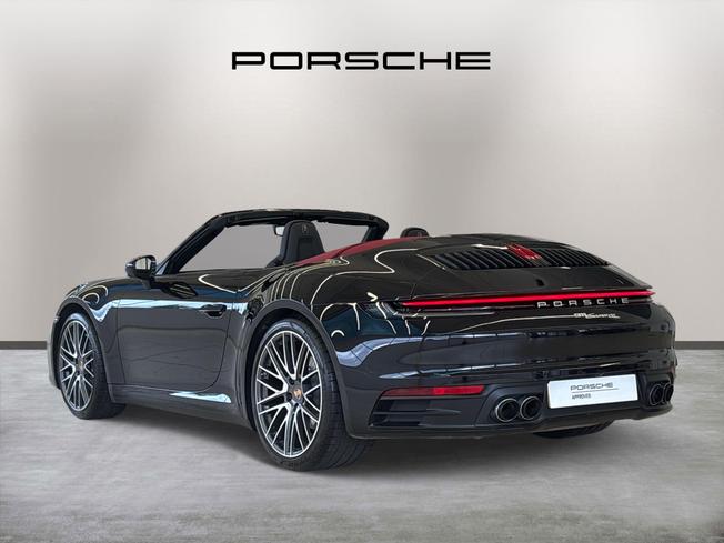 PORSCHE 911 Photo 10
