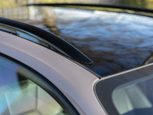 PORSCHE Taycan Photo 38