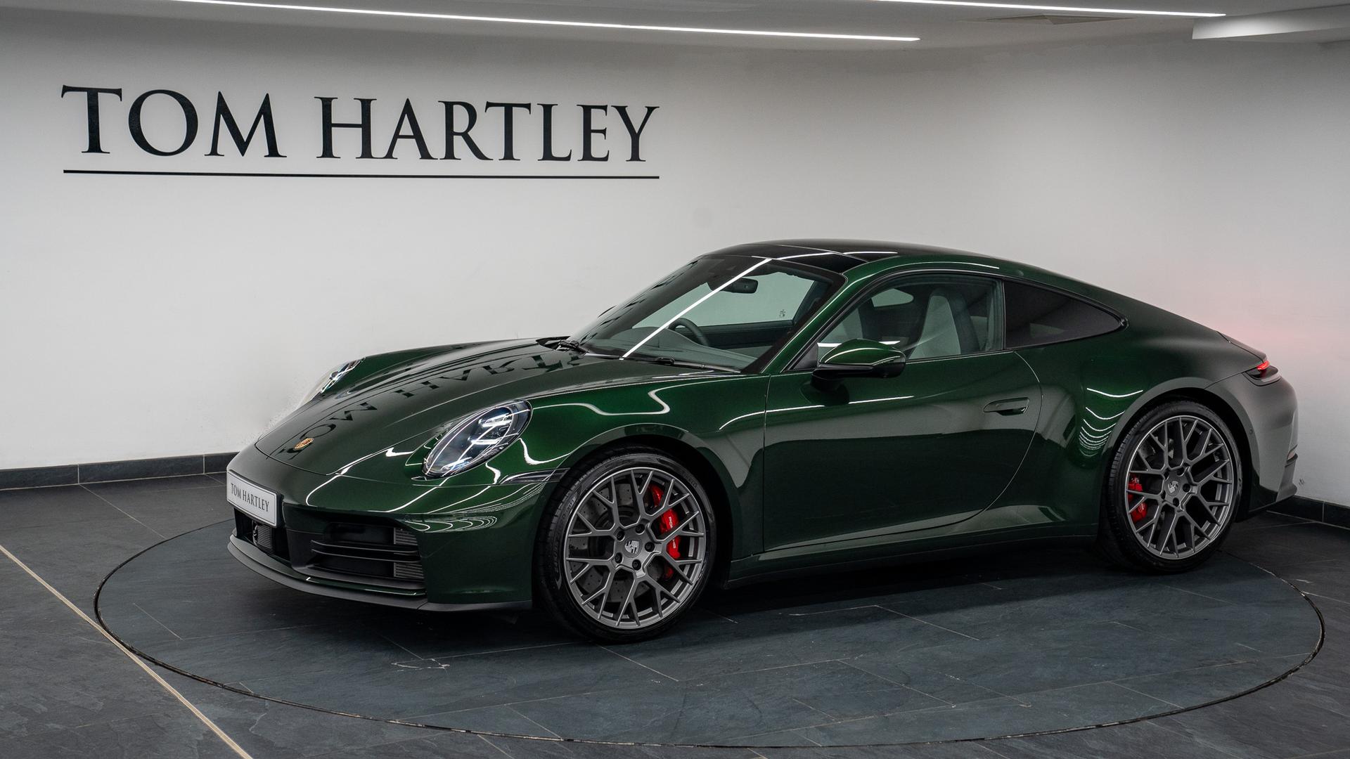 Porsche 911 Photo 53a03fce-a474-4290-9a66-a50988a49a37.jpg