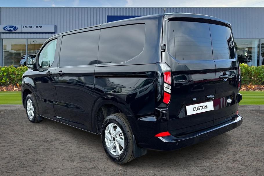 Used Ford TRANSIT CUSTOM NEWCUSTOM22 2