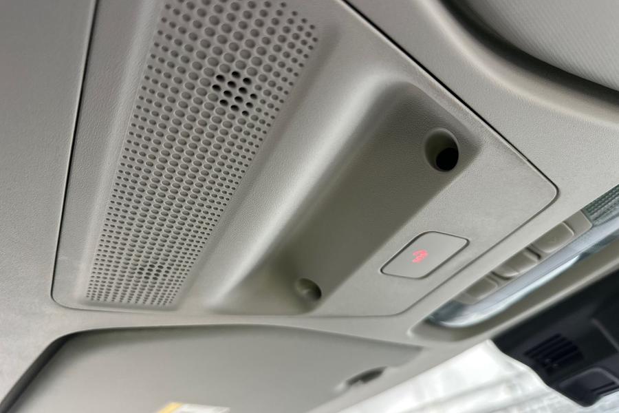 Ford TRANSIT COURIER Photo 53afc95f-5a9b-4296-a89c-56caf523443a.jpg