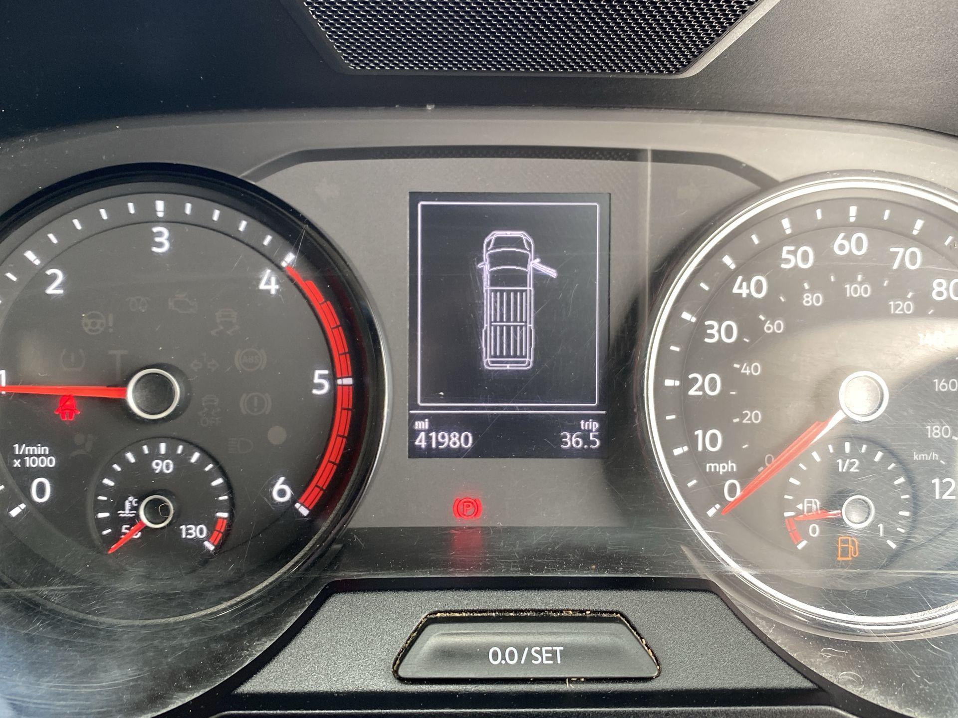 2023 Volkswagen CRAFTER CR30 MWB FWD 2.0 TDI 102PS Startline High Roof Van - vehicle photo 16 for sale on PureCar