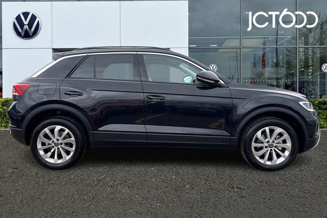 Volkswagen T-Roc Photo 4