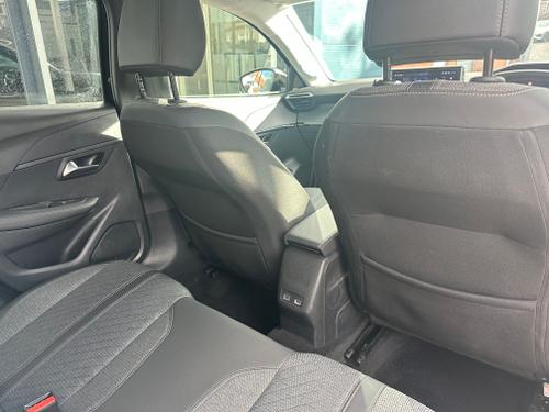 Peugeot 208 Photo 53b8646d-9328-4e18-be74-3d05eed55453.jpeg