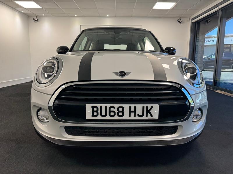 MINI Hatch Photo 53cbb1ef-b1f1-4492-a91e-fa63a2f80983.jpg