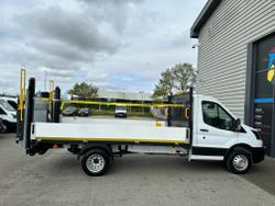 Ford Transit Photo 17