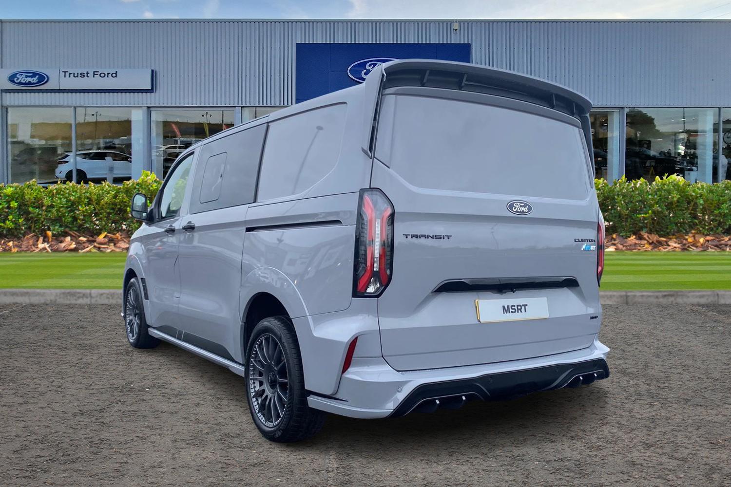 Ford E-TRANSIT CUSTOM Photo 1