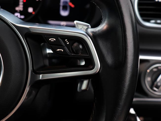 Porsche 718 Boxster Photo 22