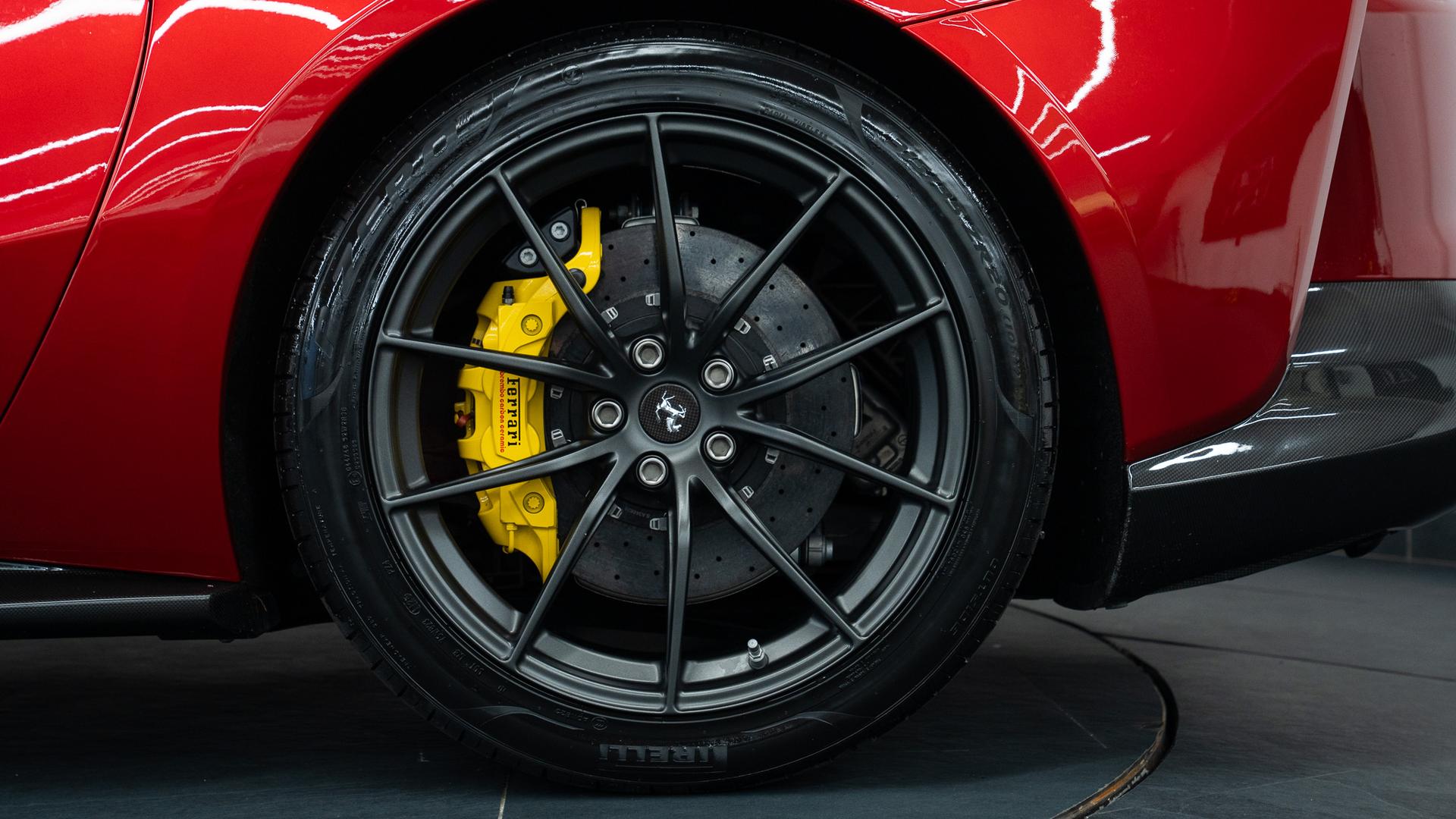 Ferrari 812 Superfast Photo 53e474a0-5f4b-46ee-bcfe-544510cf7a7a.jpg