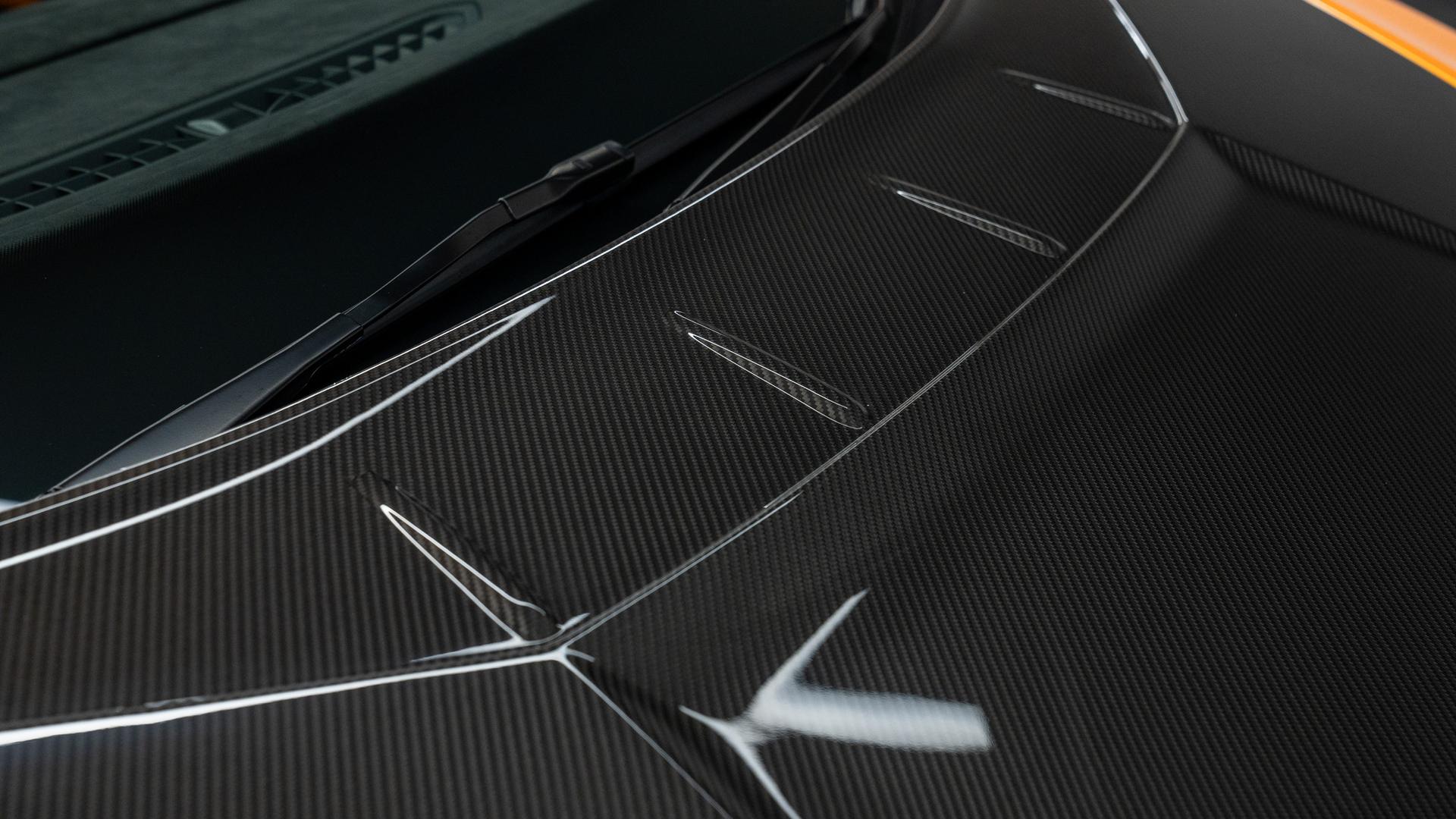 LAMBORGHINI Huracan Photo 53ef5fdf-68e0-4835-a41a-5d840965d630.jpg