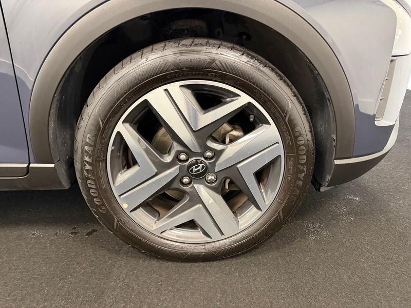 Hyundai BAYON Photo 53fe8848-1422-45fc-8dbf-48d102edad6a.jpg