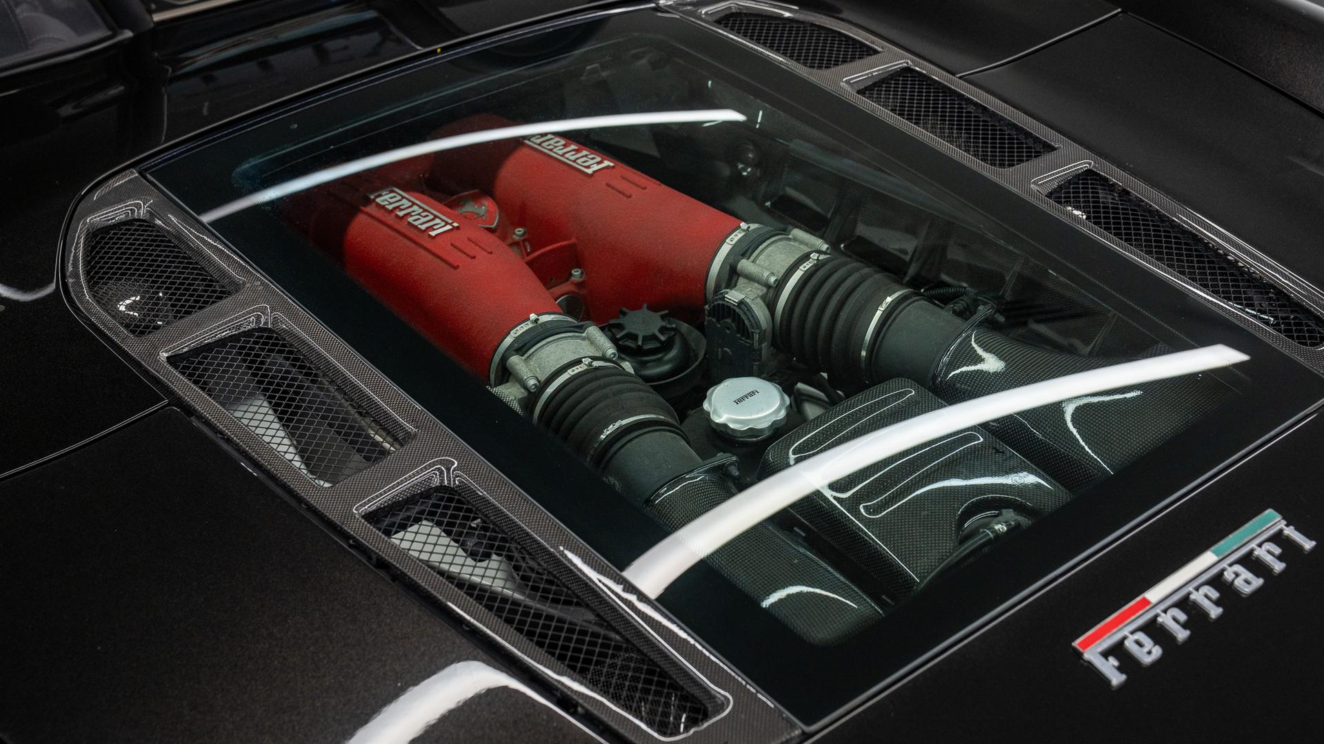 Ferrari F430 Photo 5406d56e-2ce2-4f0b-96ff-8f833508e3d6.jpg