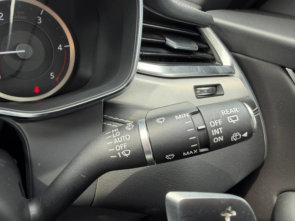 Jaguar F-PACE Photo 54115211-1ec6-4488-ac43-a3afbc12e655.JPEG