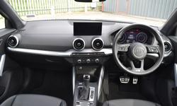 Audi Q2 Photo 10