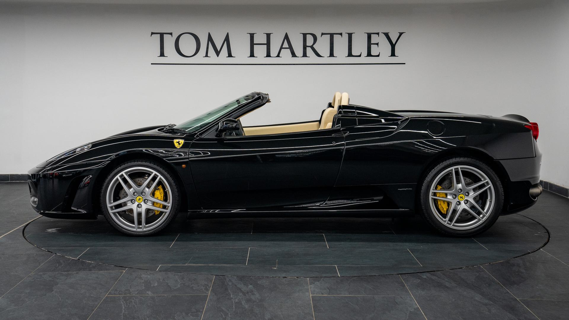 Ferrari F430 Photo 54191298-a234-46f1-b9a7-b41b3fb8d0d7.jpg