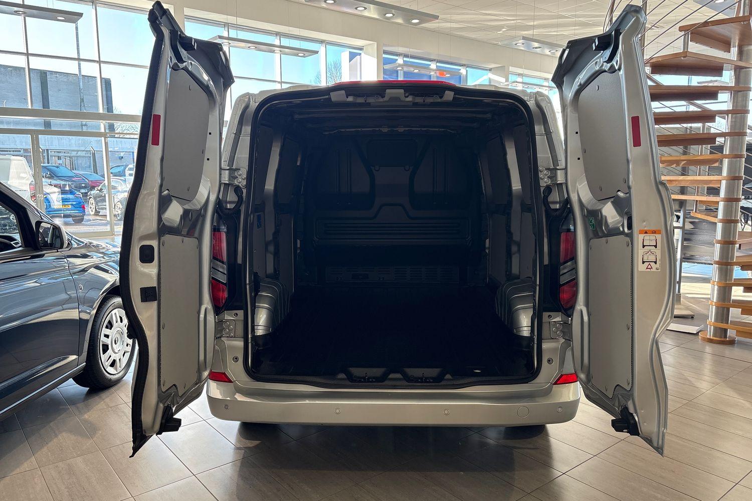 Ford TRANSIT CUSTOM Photo 6