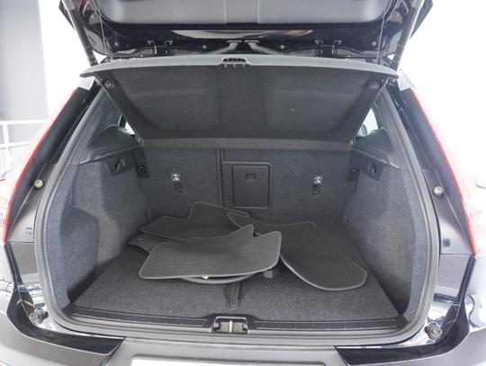 Volvo XC40 Photo 54410532-8791-47a6-be52-b10ed71dd93b.jpg