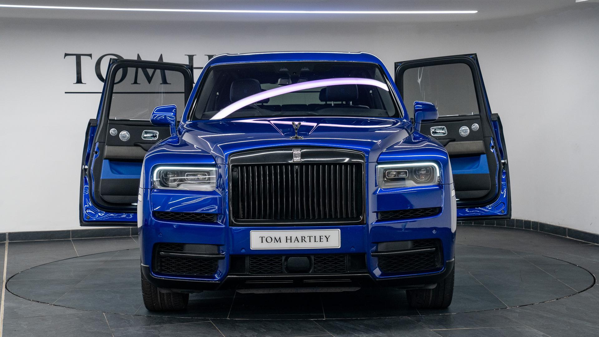 Rolls-Royce Cullinan Photo 54480647-a523-41aa-bd65-449ce5a11449.jpg