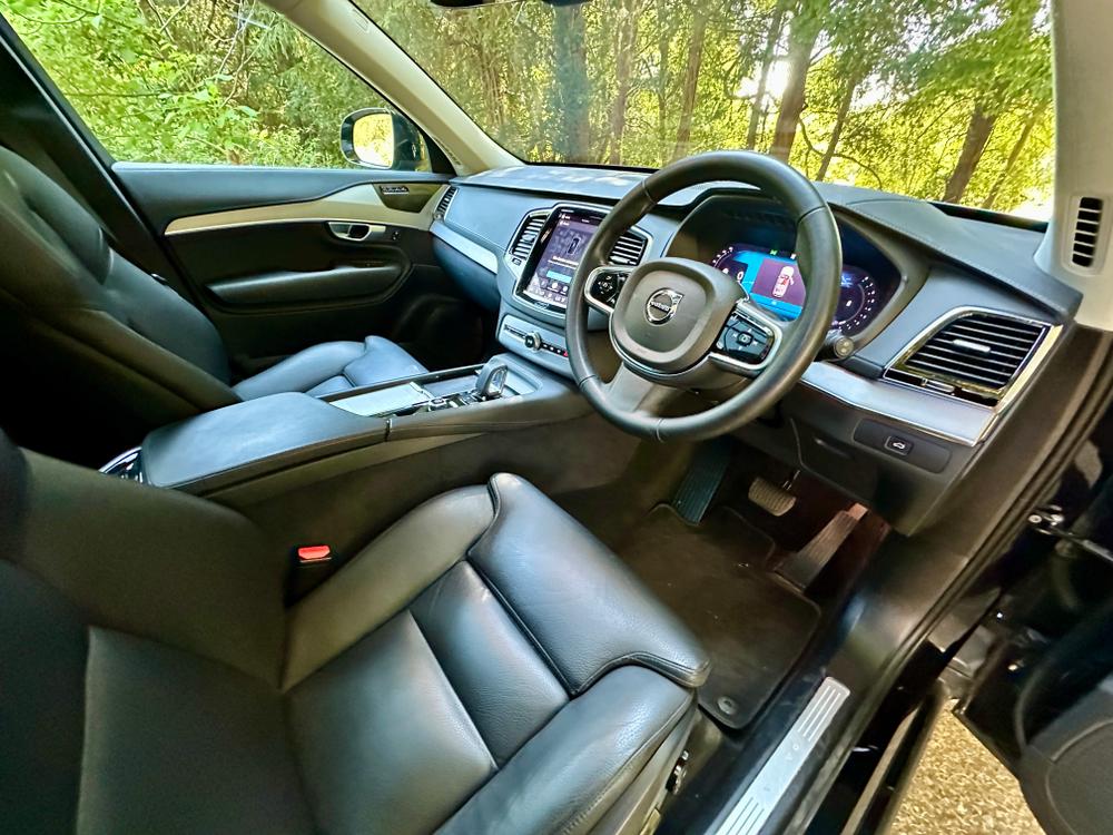 Used Volvo XC90 RJ73OAX 21